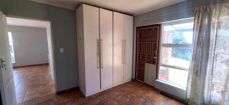 2 Bedroom Property for Sale in Albertinia Western Cape